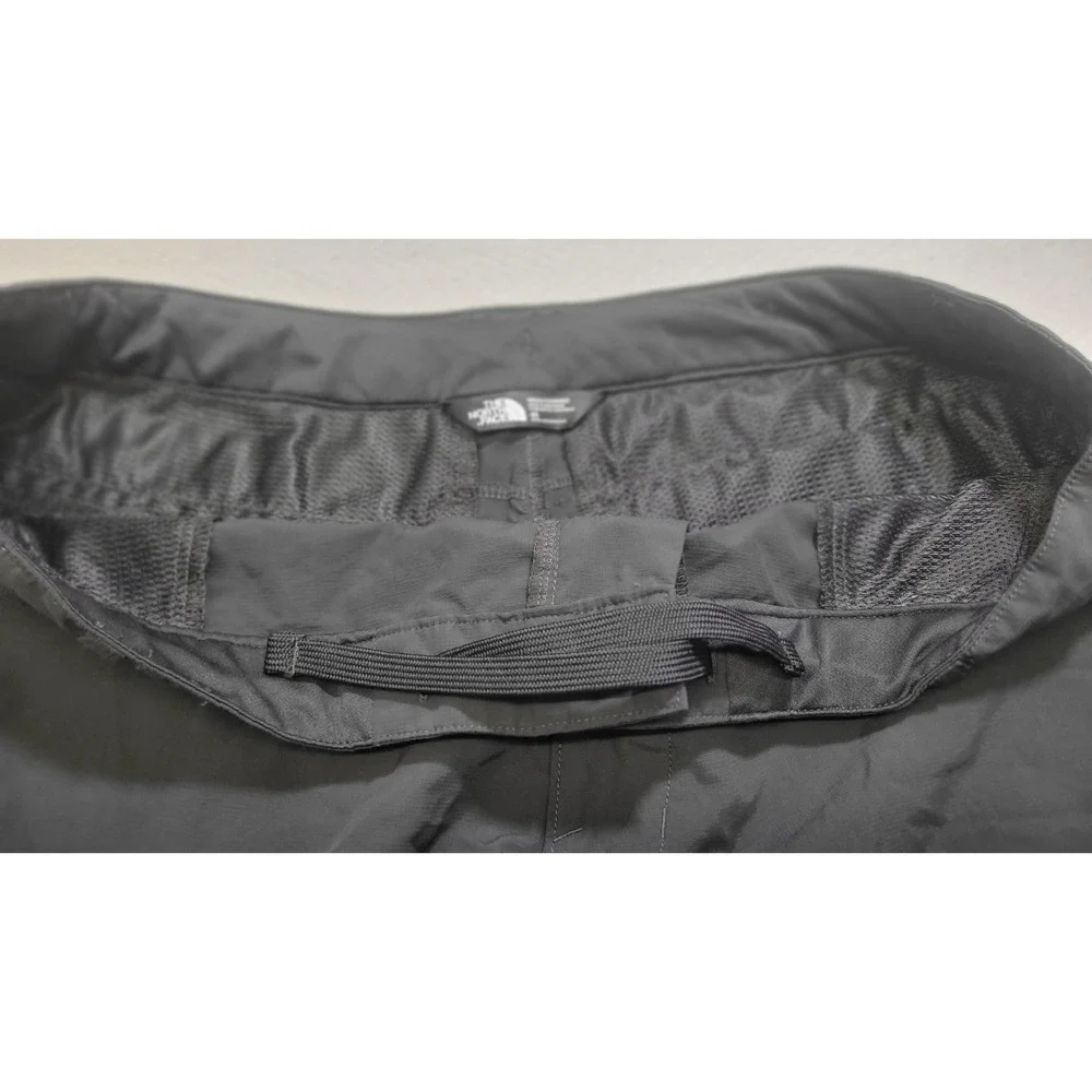 The North Face Paramount Trail Shorts Mens 38 Gray‎ Nylon Cargo Hiking Belted